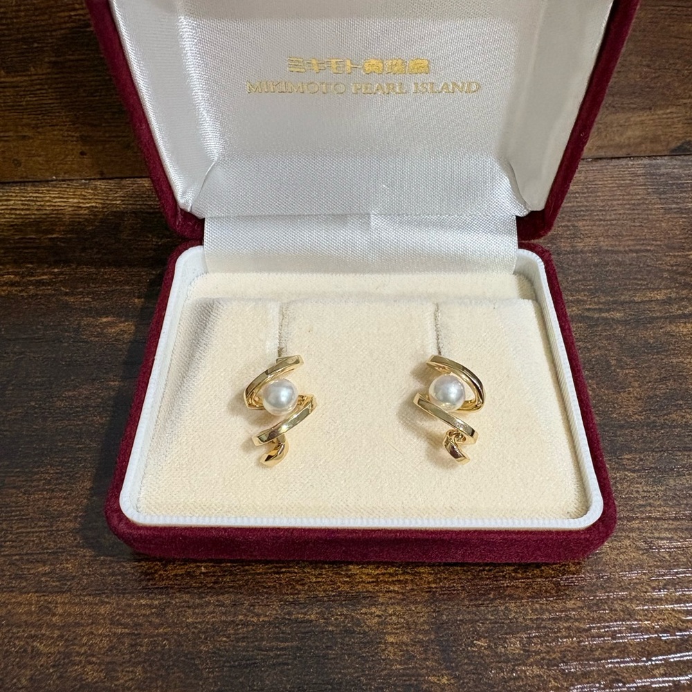 Mikimoto Akoya Pearls Earrings Twist Design Japan Real Gold - Picture 7 of 13